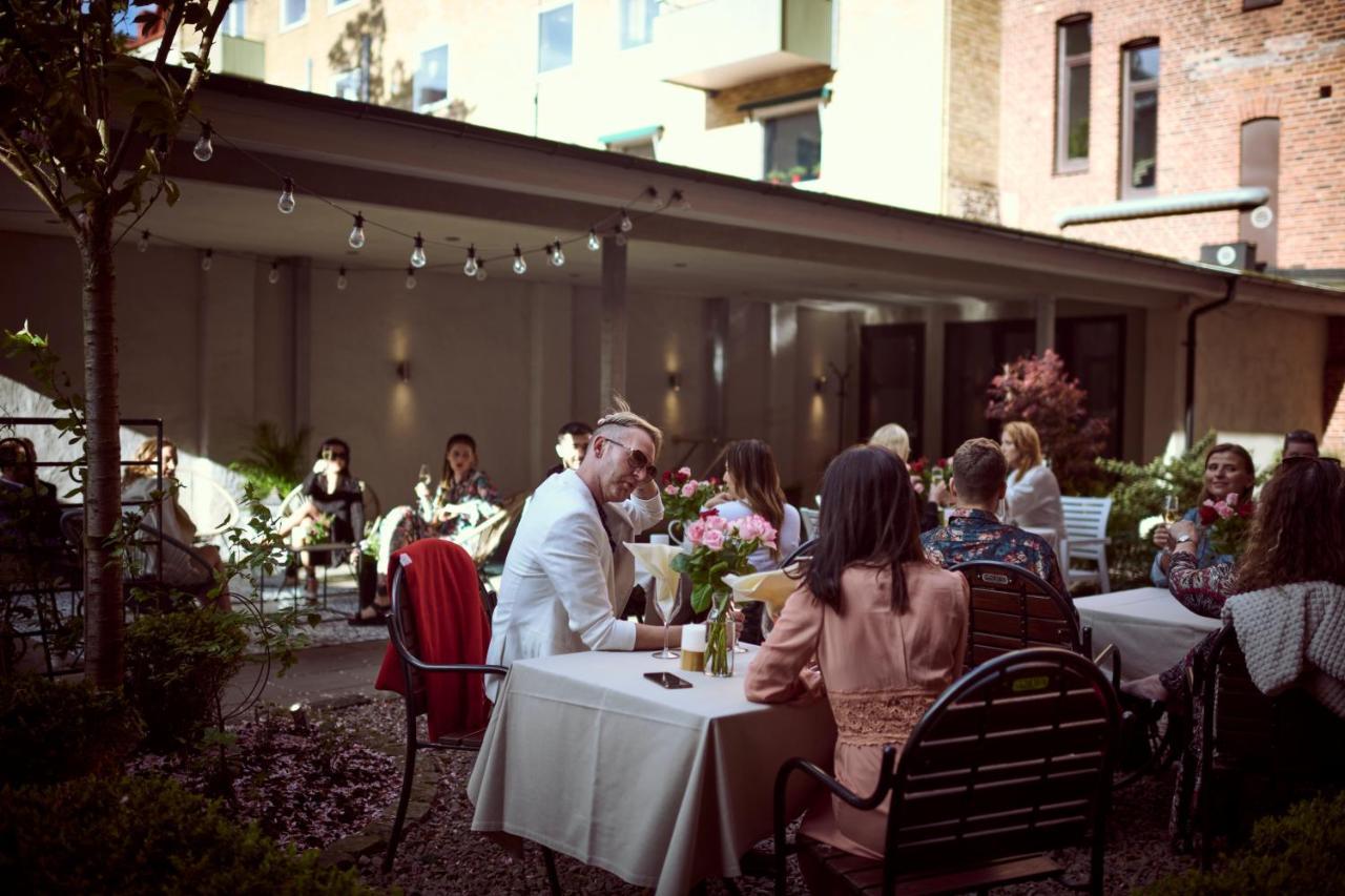 Hotel Continental Relax & Spa ハルムスタッド エクステリア 写真