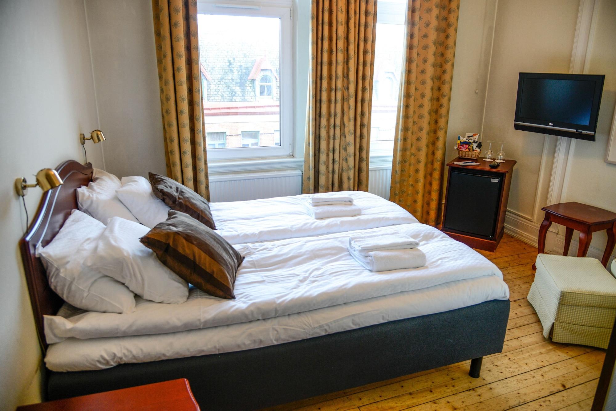 Hotel Continental Relax & Spa ハルムスタッド エクステリア 写真